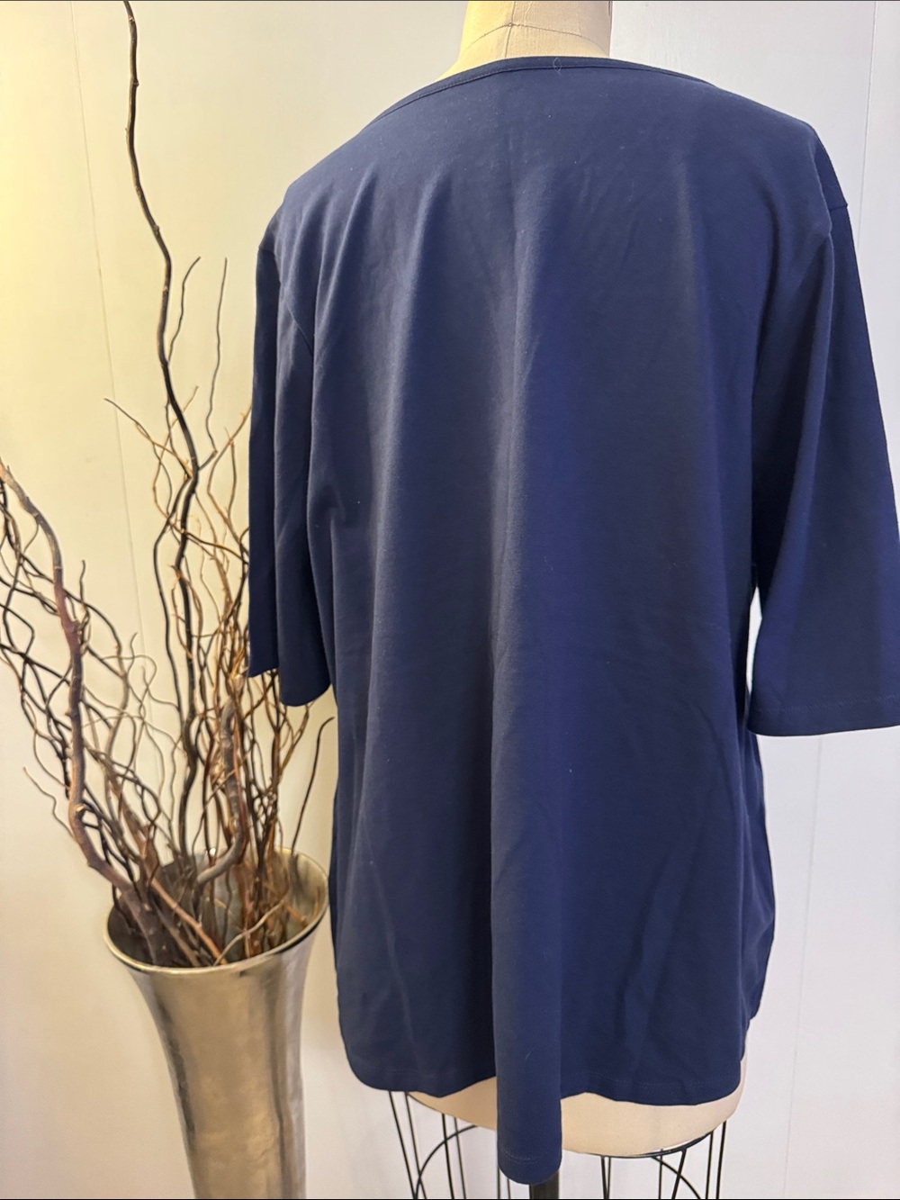 Everyday Scoop Neck Tee - Navy - Picture 3 of 4